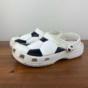 Crocs Soccer Ball Clog Black/White 210157 Junior Kids Size 4 Pre-Owned.